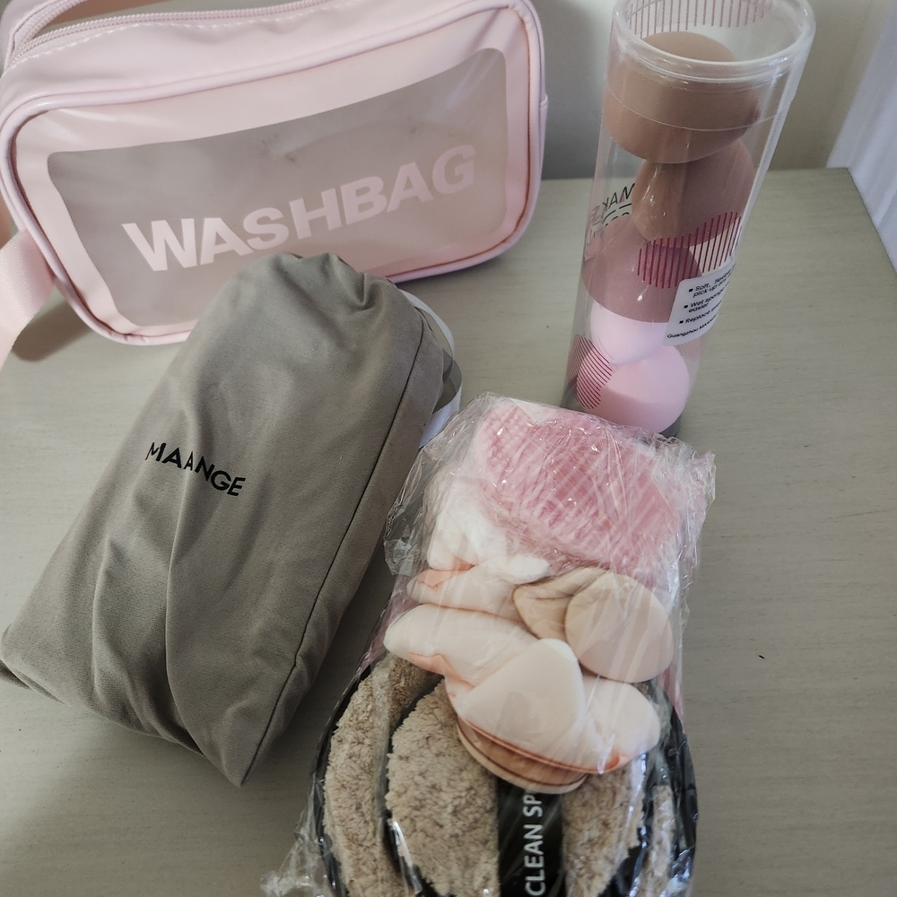 Pink and Gray Makeup Accessory Set